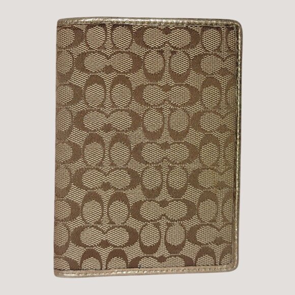 Coach Gold Beigh Signature Canvas Logo Passport Leather Bi Fold Wallet Travel - Picture 2 of 7